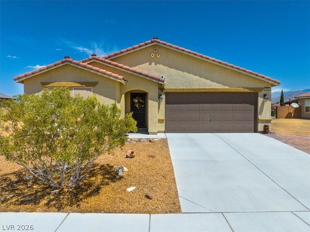 3806 East Gunnison Avenue, Pahrump, NV 89061