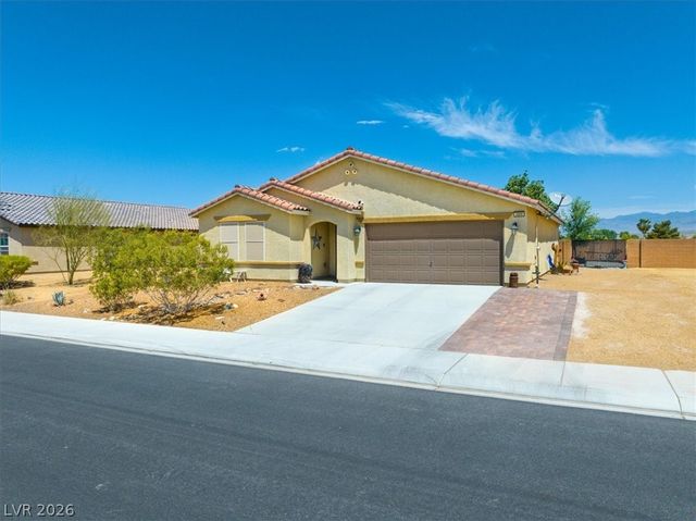 3806 East Gunnison Avenue, Pahrump, NV 89061