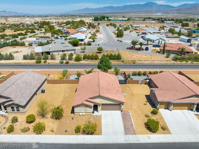 3806 East Gunnison Avenue, Pahrump, NV 89061