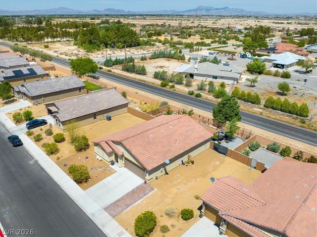 3806 East Gunnison Avenue, Pahrump, NV 89061