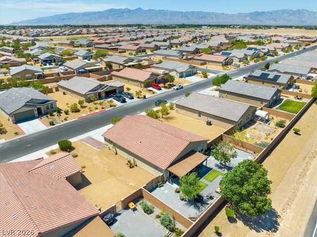 3806 East Gunnison Avenue, Pahrump, NV 89061
