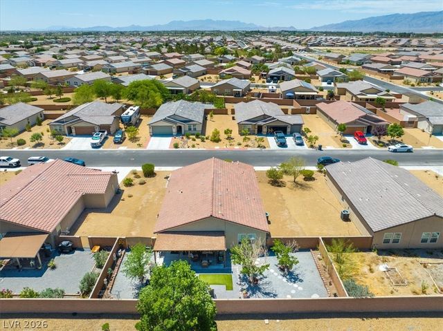 3806 East Gunnison Avenue, Pahrump, NV 89061