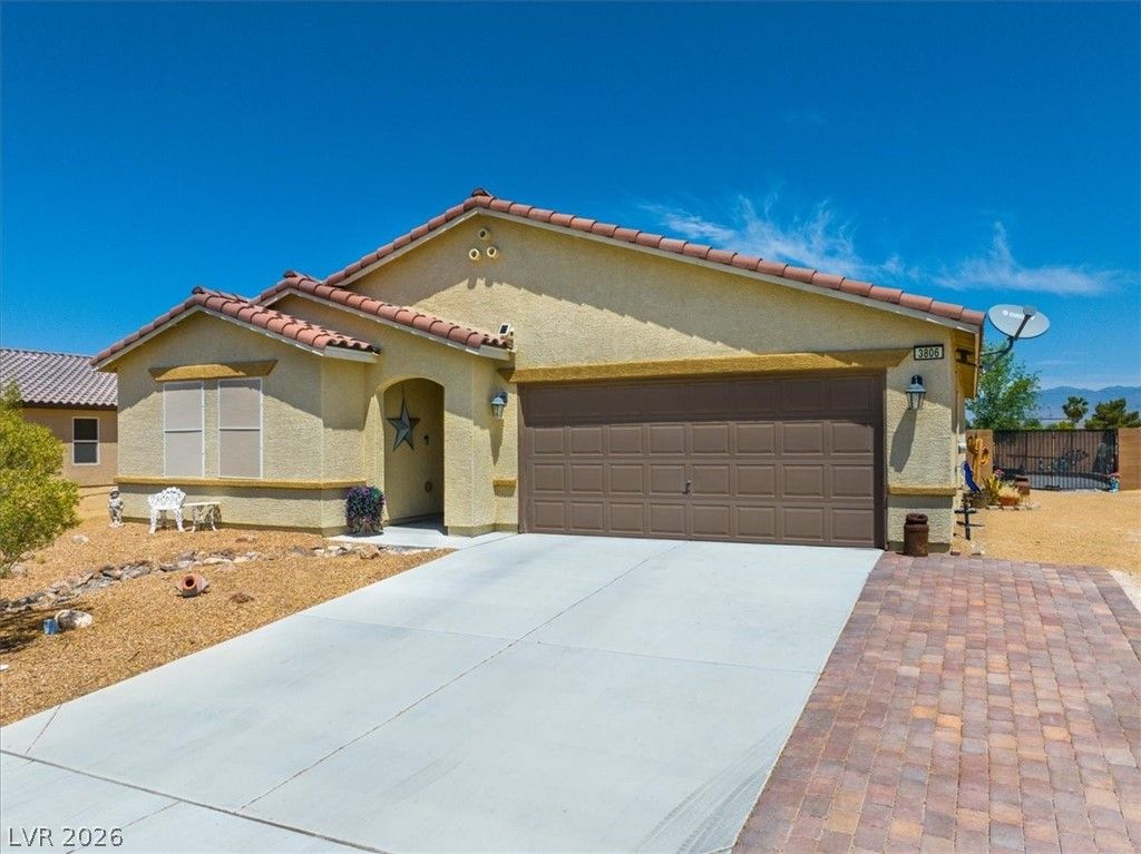 3806 East Gunnison Avenue, Pahrump, NV 89061