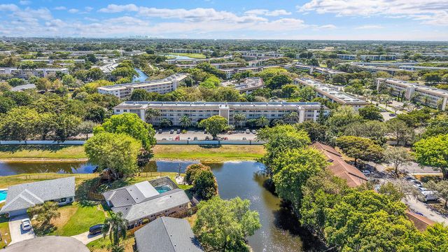 2102 Lucaya Bend D2, Coconut Creek, FL 33066