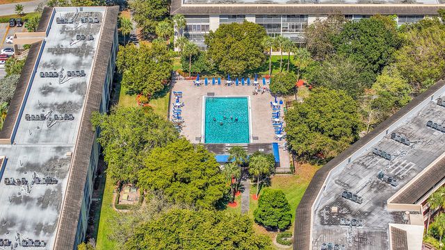 2102 Lucaya Bend D2, Coconut Creek, FL 33066