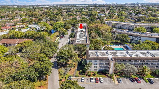 2102 Lucaya Bend D2, Coconut Creek, FL 33066