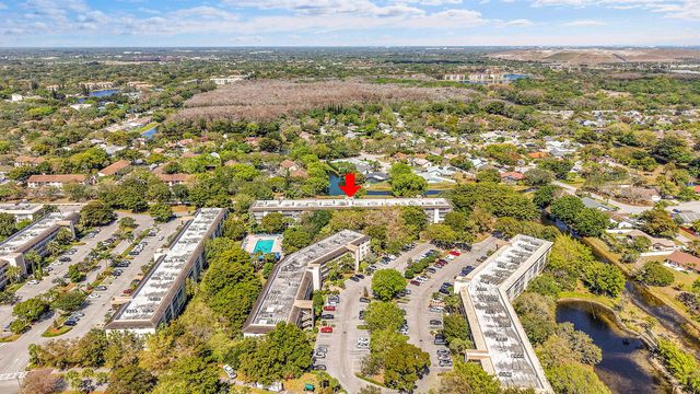 2102 Lucaya Bend D2, Coconut Creek, FL 33066