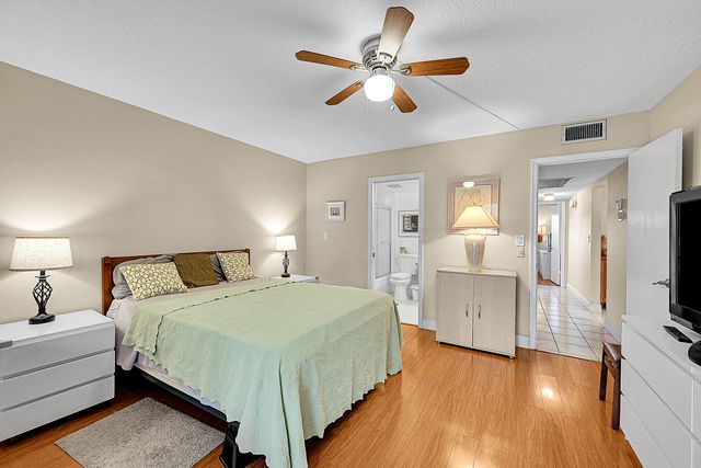 2102 Lucaya Bend D2, Coconut Creek, FL 33066