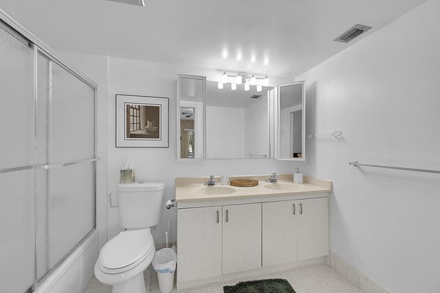 2102 Lucaya Bend D2, Coconut Creek, FL 33066