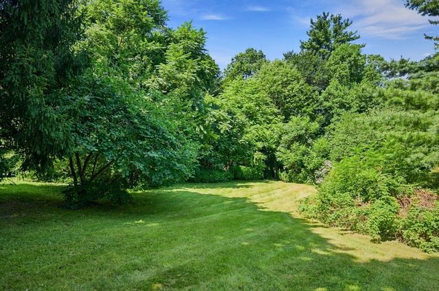 139 Montague City Road, Greenfield, MA 01301