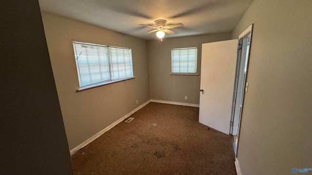 3014 Forsythe Drive NW, Huntsville, AL 35810