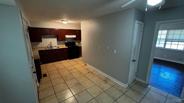 3014 Forsythe Drive NW, Huntsville, AL 35810