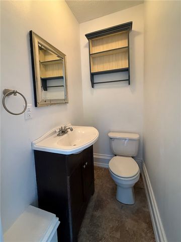118 Nobles Ln, Carrick, PA 15210