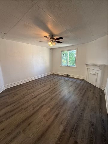 118 Nobles Ln, Carrick, PA 15210