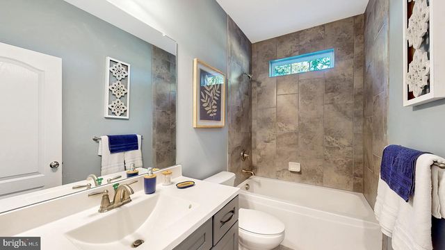 00003 TERN CV, Long Neck, DE 19966