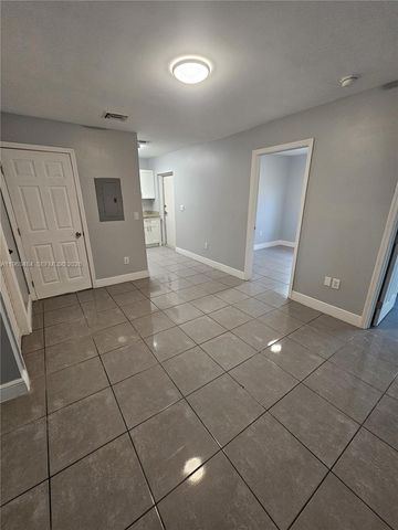 1128 NW 101st St West, Miami, FL 33150