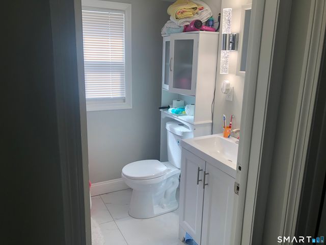 26 Ferndale Drive, Manchester, CT 06040