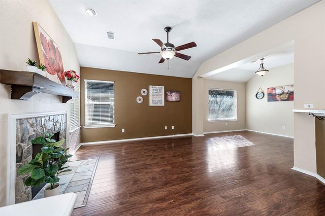 6210 Newbury Drive, Katy, TX 77449