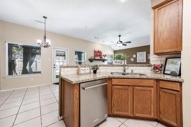 6210 Newbury Drive, Katy, TX 77449