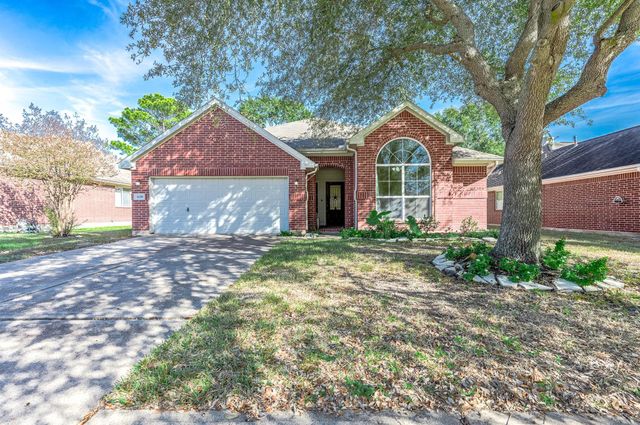 6210 Newbury Drive, Katy, TX 77449