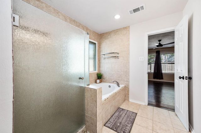 6210 Newbury Drive, Katy, TX 77449