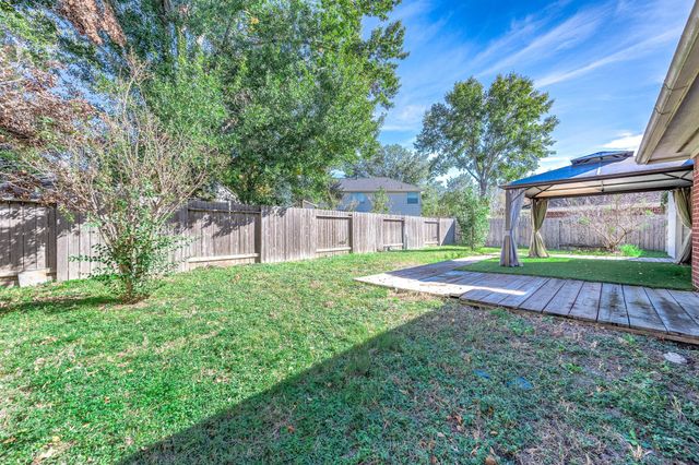 6210 Newbury Drive, Katy, TX 77449