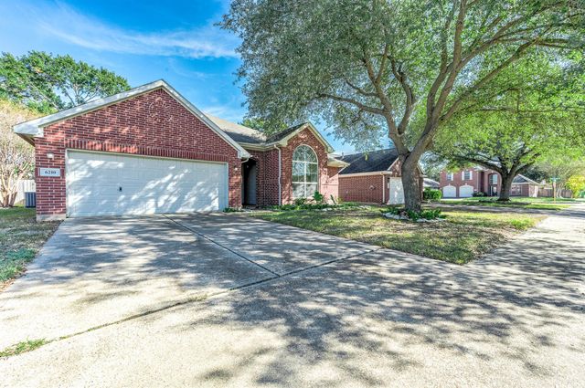 6210 Newbury Drive, Katy, TX 77449