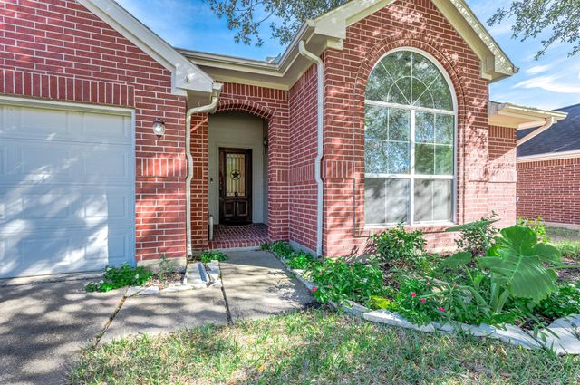 6210 Newbury Drive, Katy, TX 77449