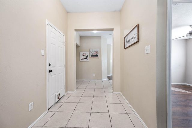 6210 Newbury Drive, Katy, TX 77449