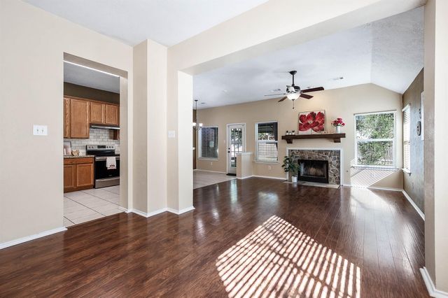 6210 Newbury Drive, Katy, TX 77449