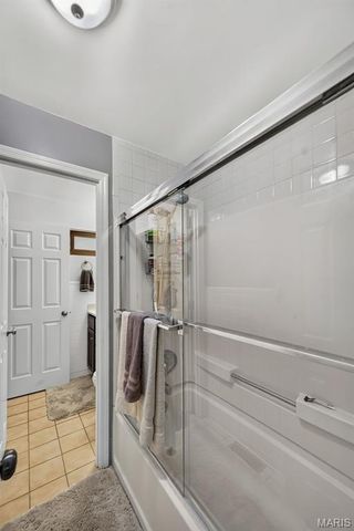 3210 Catesby Lane, St Charles, MO 63301