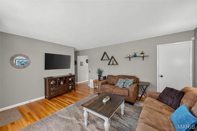 3210 Catesby Lane, St Charles, MO 63301