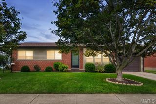 3210 Catesby Lane, St Charles, MO 63301