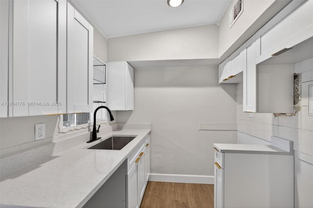 171 Tulip Tree Dr, Lake Worth, FL 33462