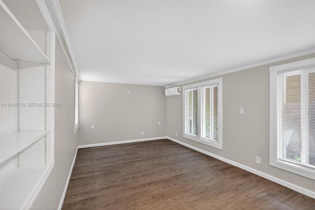 171 Tulip Tree Dr, Lake Worth, FL 33462