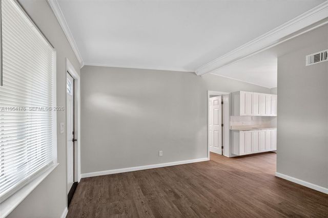 171 Tulip Tree Dr, Lake Worth, FL 33462