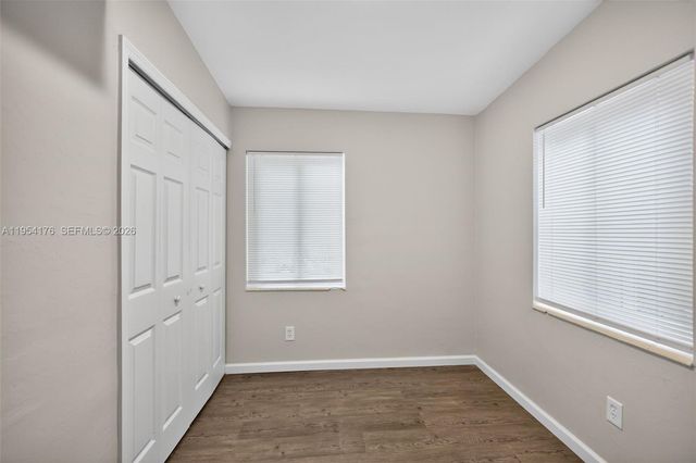 171 Tulip Tree Dr, Lake Worth, FL 33462