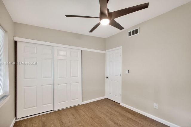 171 Tulip Tree Dr, Lake Worth, FL 33462