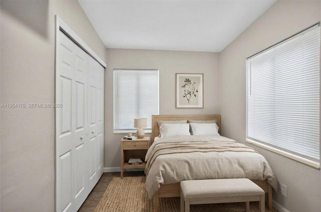 171 Tulip Tree Dr, Lake Worth, FL 33462