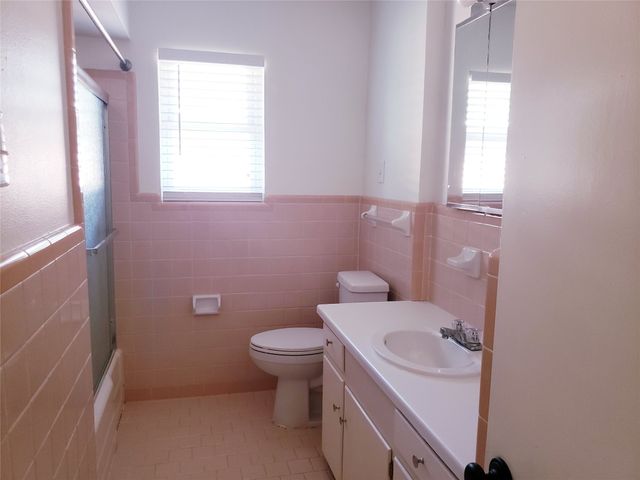 11038 Wyatt Street, Dallas, TX 75218