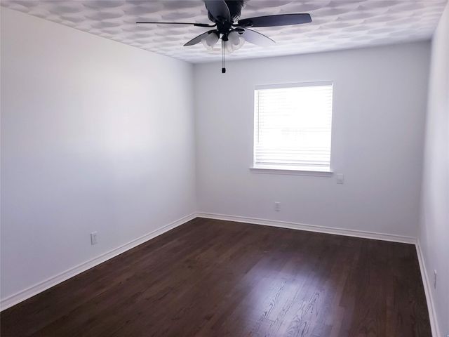 11038 Wyatt Street, Dallas, TX 75218