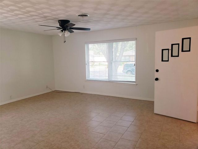 11038 Wyatt Street, Dallas, TX 75218