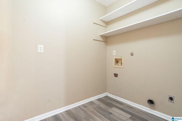 11410 FAIRWOOD AVENUE, Northport, AL 35475
