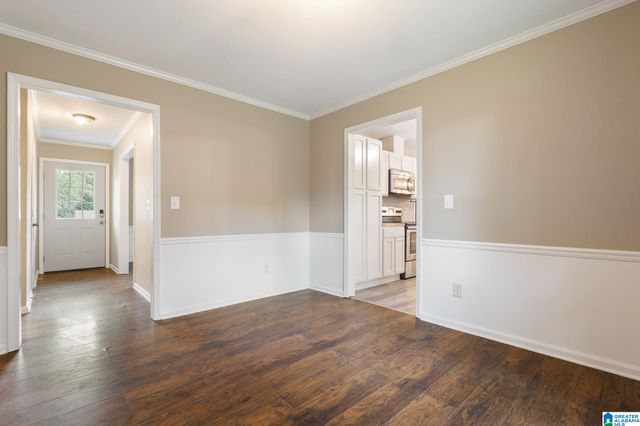11410 FAIRWOOD AVENUE, Northport, AL 35475