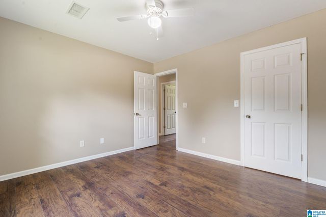 11410 FAIRWOOD AVENUE, Northport, AL 35475