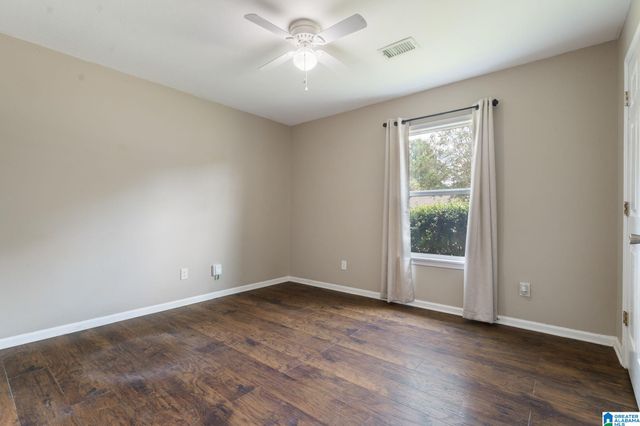 11410 FAIRWOOD AVENUE, Northport, AL 35475