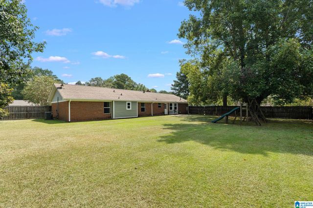 11410 FAIRWOOD AVENUE, Northport, AL 35475