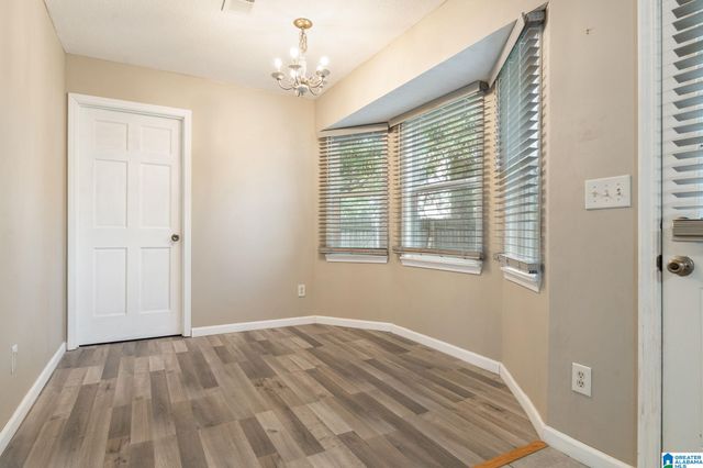 11410 FAIRWOOD AVENUE, Northport, AL 35475
