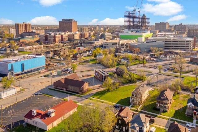 6217 Avery Street, Detroit, MI 48208