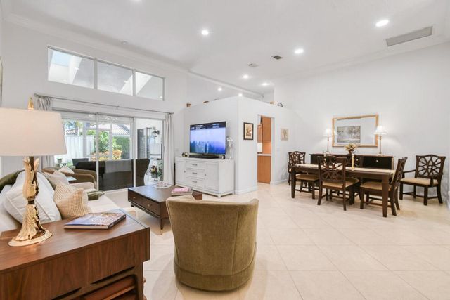 349 Eagleton Golf Drive, Palm Beach Gardens, FL 33418